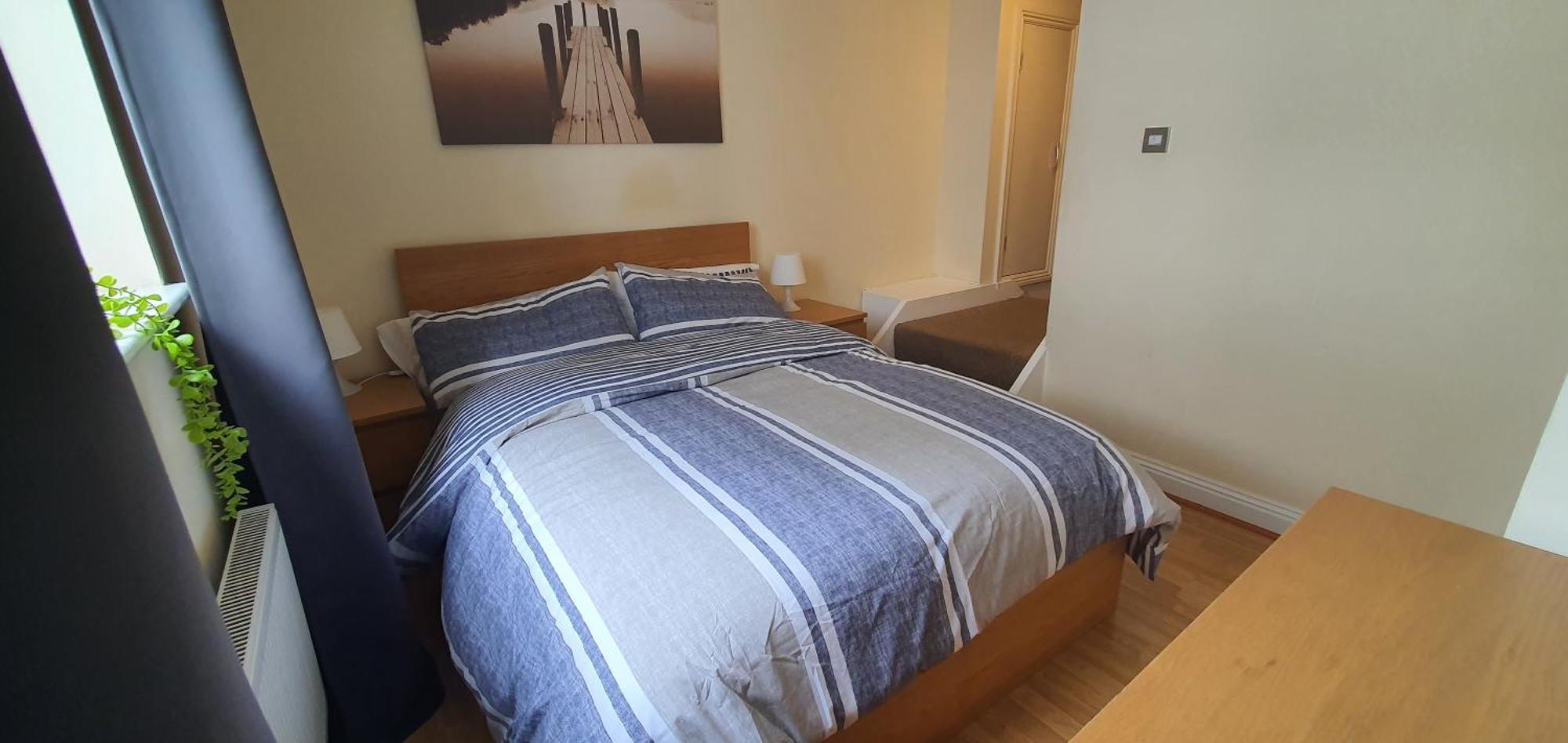 Double Room&Private Bath Near The Square Mile 런던 외부 사진